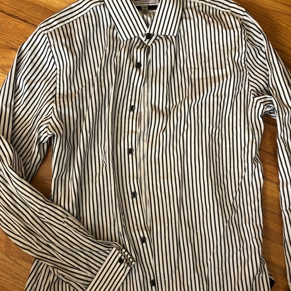 Men’s Express fitted dress shirt